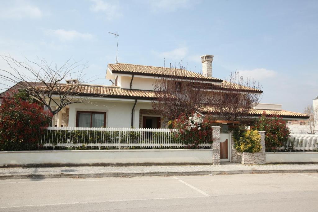 Villa Gioia Rooms Montegranaro Exterior foto